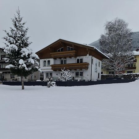 Appartement Monika Neukirchen am Grossvenediger Bagian luar foto